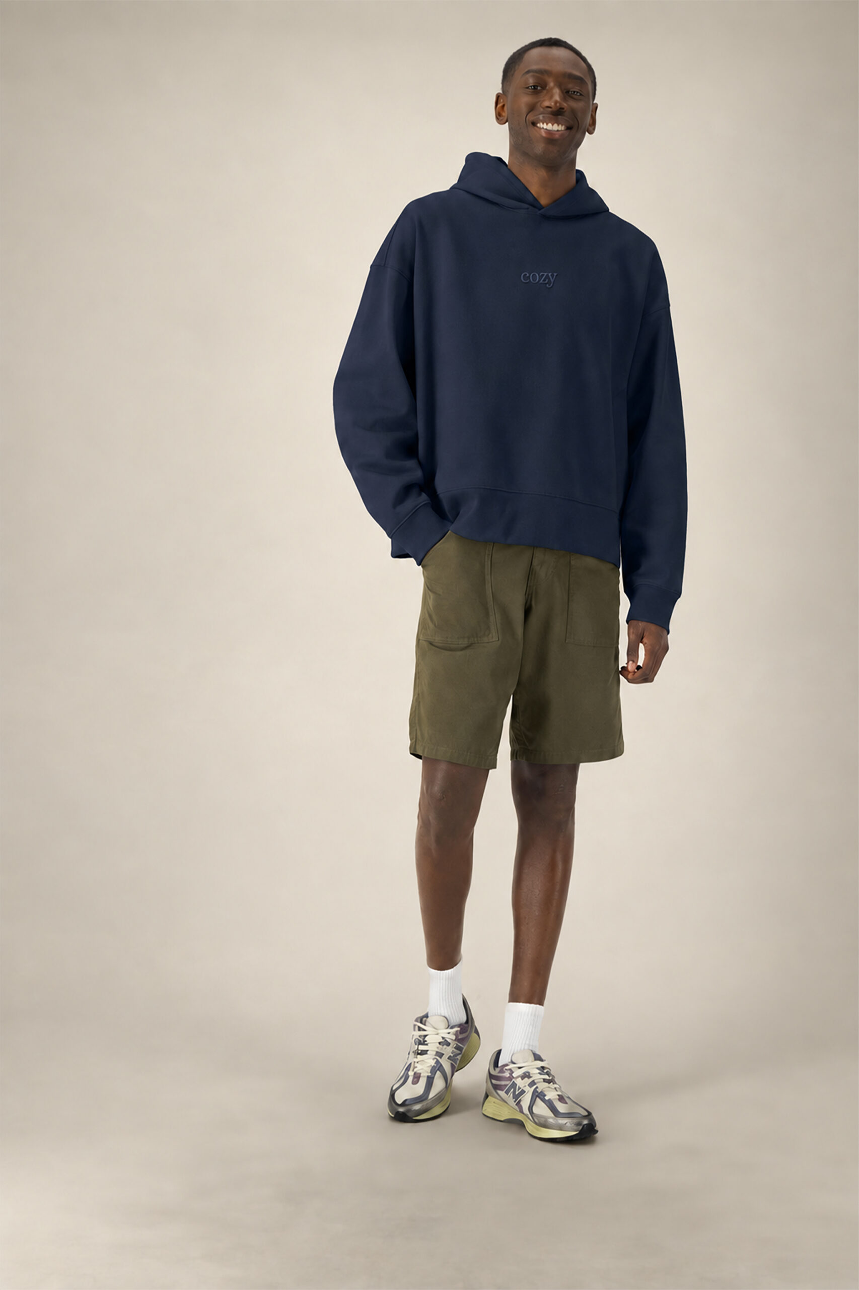 Cozy Basic Hoodie - immagine 3